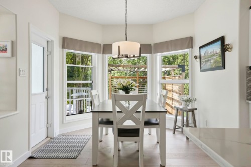 204 Sheppard Court, Edmonton, AB - Indoor Photo Showing Dining Room