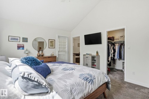 204 Sheppard Court, Edmonton, AB - Indoor Photo Showing Bedroom