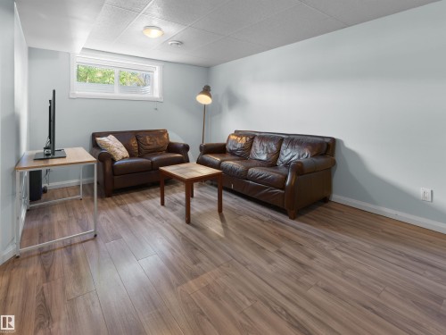 10607 62 Avenue, Edmonton, AB 
