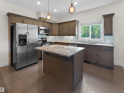 10607 62 Avenue, Edmonton, AB 