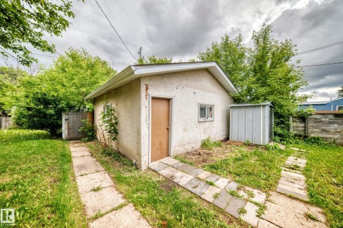 13215 132 Avenue, Edmonton, AB 