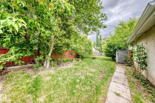 13215 132 Avenue, Edmonton, AB 