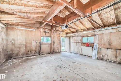 13215 132 Avenue, Edmonton, AB 