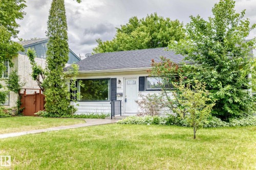 13215 132 Avenue, Edmonton, AB 