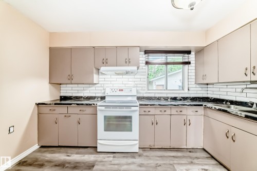 13215 132 Avenue, Edmonton, AB 