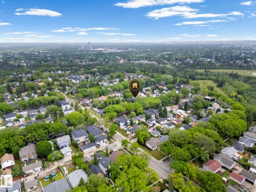 9138 71 Avenue, Edmonton, AB 