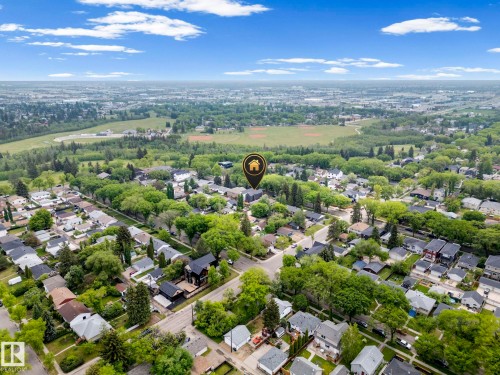 9138 71 Avenue, Edmonton, AB 