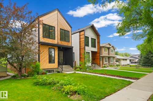 9138 71 Avenue, Edmonton, AB 