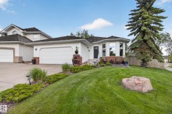 70 REGAL Way  Sherwood Park, AB T8A 5V4