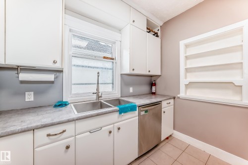 12121 64 Street, Edmonton, AB 