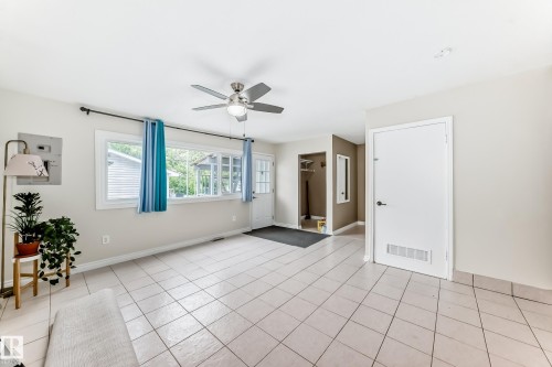 12121 64 Street, Edmonton, AB 
