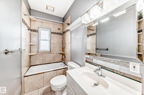 12121 64 Street, Edmonton, AB 