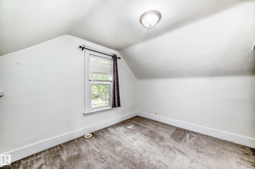 12121 64 Street, Edmonton, AB 