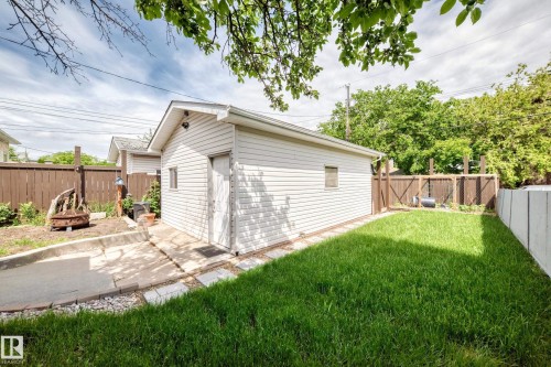 12121 64 Street, Edmonton, AB 