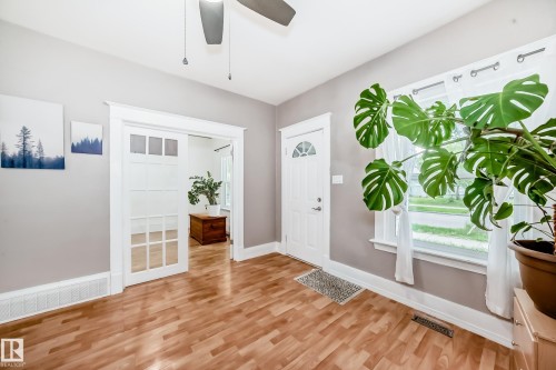 12121 64 Street, Edmonton, AB 
