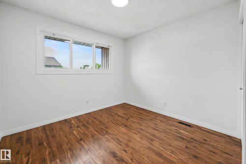 8 14225 82 Street, Edmonton, AB 
