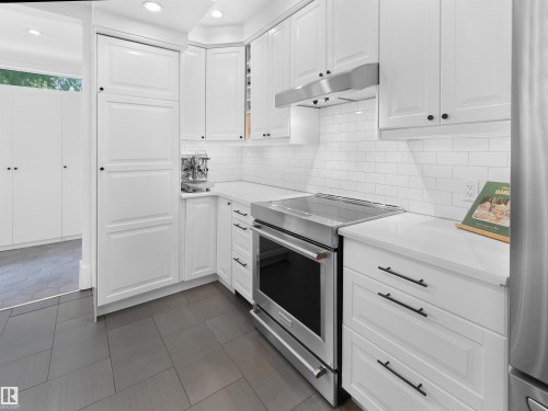 10618 126 Street, Edmonton, AB 