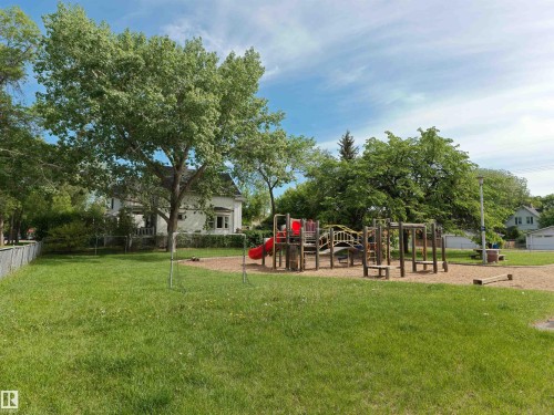 Walking distance from the home! - 10618 126 Street, Edmonton, AB 