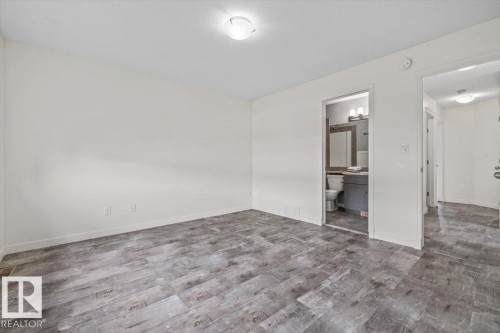 17703 65 Street Nw, Edmonton, AB 