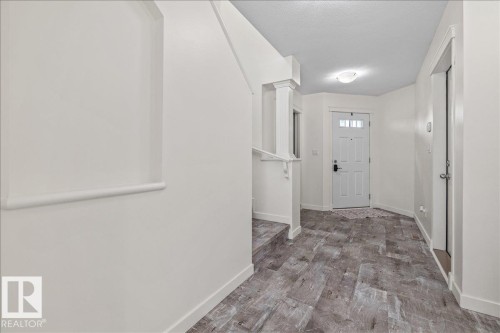 17703 65 Street Nw, Edmonton, AB 