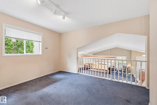 2050 Tanner Wynd, Edmonton, AB 