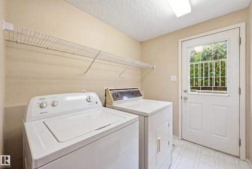 2050 Tanner Wynd, Edmonton, AB 
