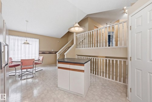 2050 Tanner Wynd, Edmonton, AB 