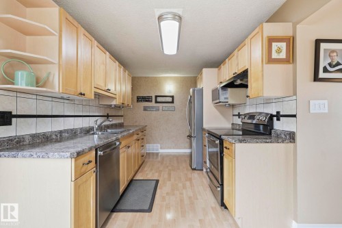 5511 10 Avenue, Edmonton, AB 