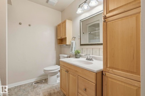 5511 10 Avenue, Edmonton, AB 