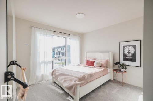 304 33 Street, Edmonton, AB 