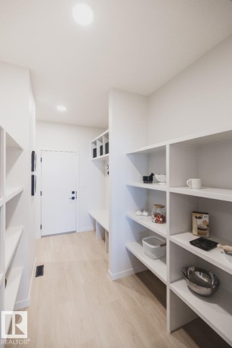 304 33 Street, Edmonton, AB 