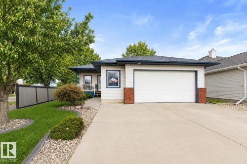 1 Birchwood Close, Leduc, AB 