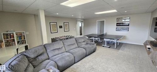 Game room - 4234 46 Street, Vegreville, AB - Indoor