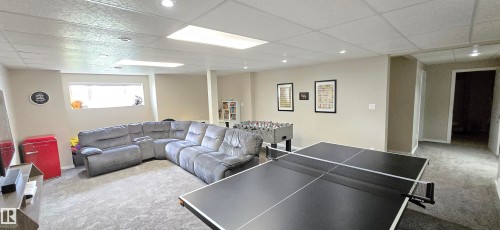 Game room - 4234 46 Street, Vegreville, AB - Indoor