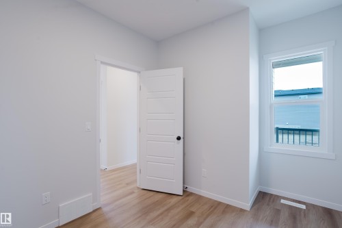 2225 194A Street, Edmonton, AB 
