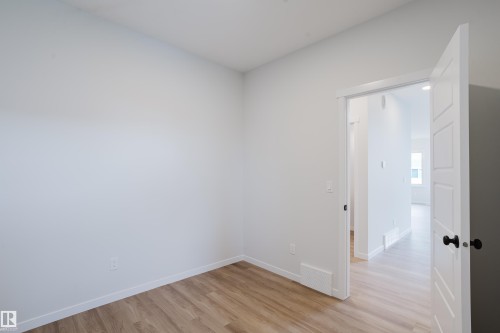 2225 194A Street, Edmonton, AB 