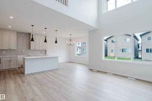 2225 194A Street, Edmonton, AB 