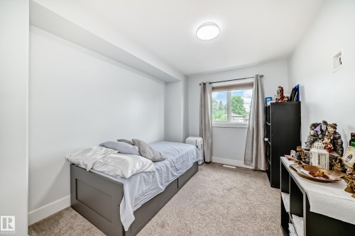 9830 73 Avenue, Edmonton, AB 