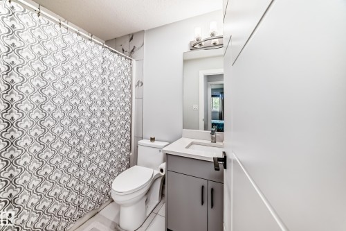 9830 73 Avenue, Edmonton, AB 