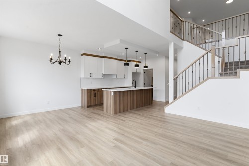 170 Munn Way, Leduc, AB - Indoor Photo Showing Other Room