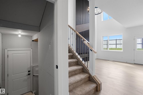 170 Munn Way, Leduc, AB - Indoor Photo Showing Other Room
