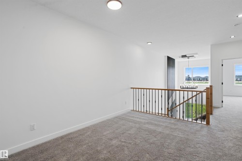 170 Munn Way, Leduc, AB - Indoor Photo Showing Other Room