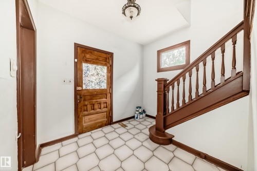 10748 123 Street, Edmonton, AB 