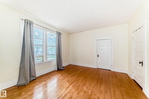 10748 123 Street, Edmonton, AB 