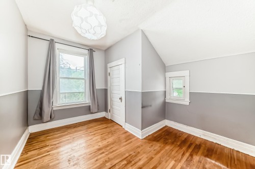 10748 123 Street, Edmonton, AB 
