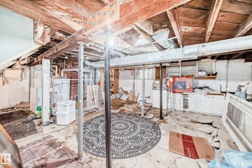 10748 123 Street, Edmonton, AB 