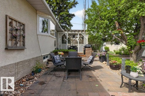 6616 95 Avenue, Edmonton, AB 