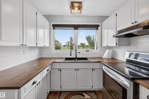 14708 65 Street, Edmonton, AB 