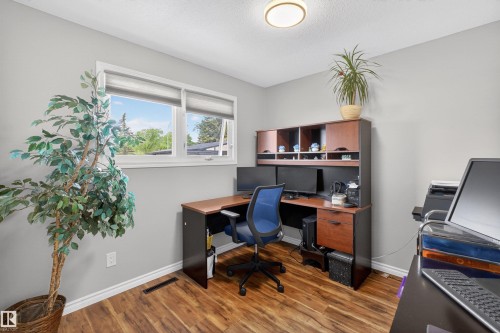 14708 65 Street, Edmonton, AB 