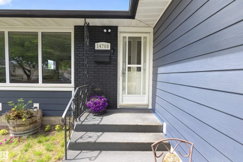 14708 65 Street, Edmonton, AB 